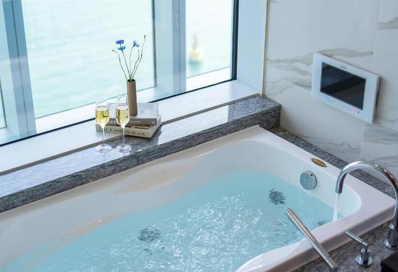 Suite Familiare, Lct Residence