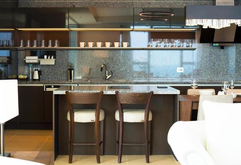 Suite Familiare, Lct Residence