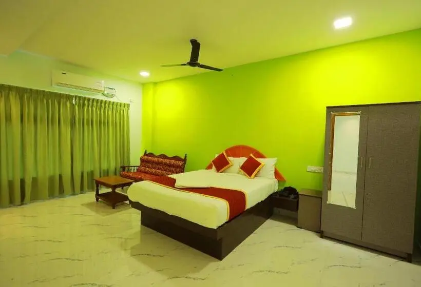 デラックスルーム, Rajeswari International