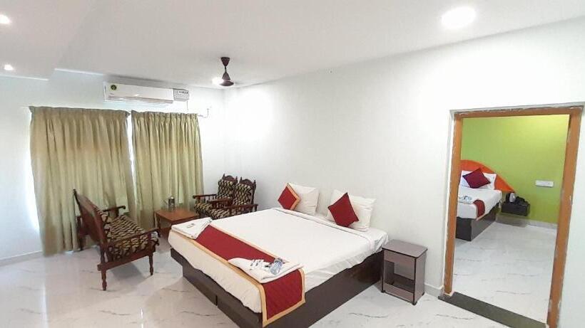 סוויטה משפחתית, Rajeswari International