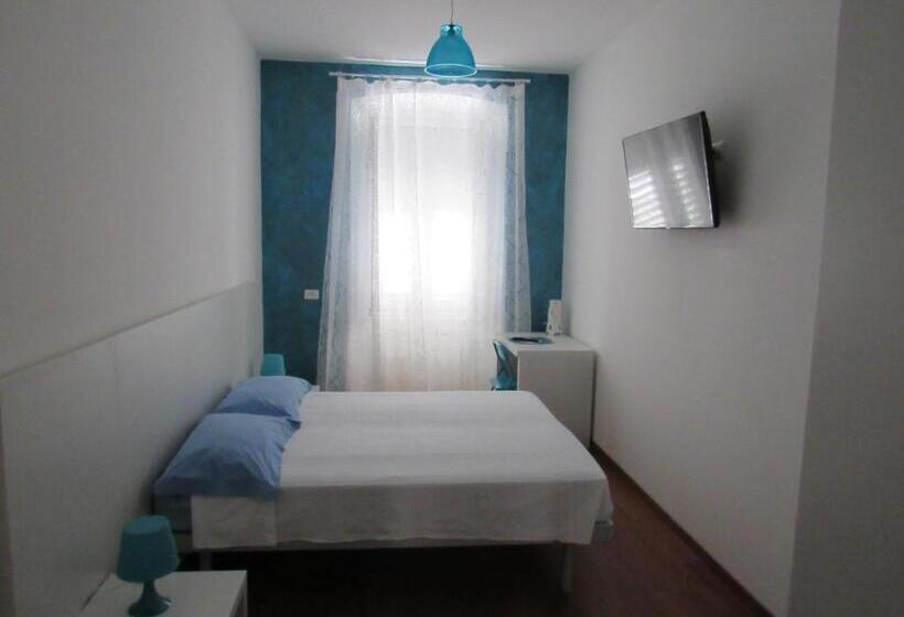 Standardzimmer Geteiltes Bad, Smart Rooms