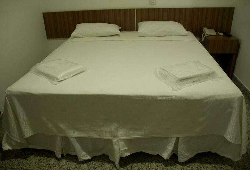 غرفة ديلوكس, Bombonato Hotel   Fácil Acesso Ao Aeroporto E Parque De Exposições Abcz   By Up