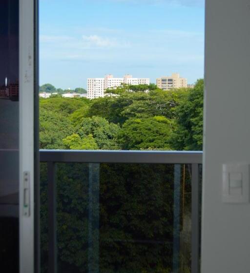 غرفة ديلوكس ثلاثية, Bombonato Hotel   Fácil Acesso Ao Aeroporto E Parque De Exposições Abcz   By Up