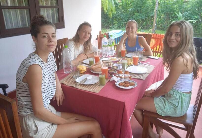 スタンダードルーム, Green Garden Hiriketiya