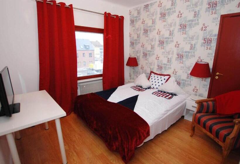 דירת דלוקס 2 חדרי שינה, Avesta Stadshotell