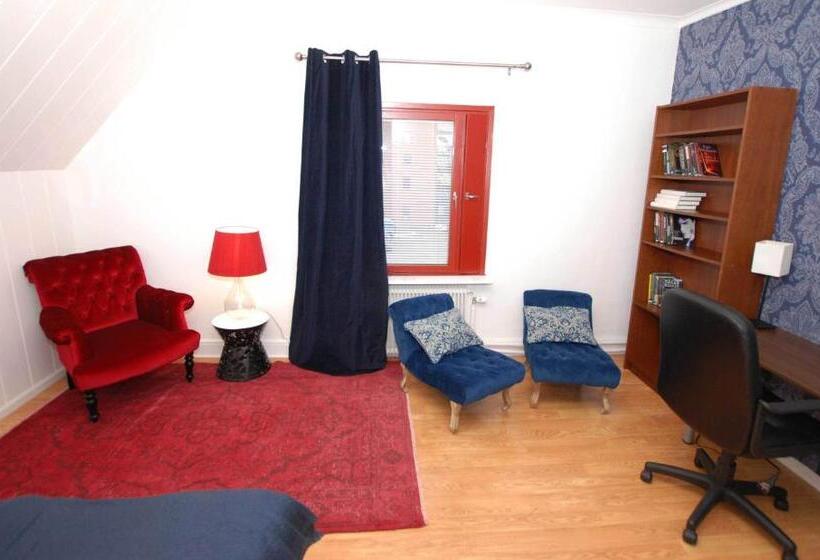 דירת דלוקס 2 חדרי שינה, Avesta Stadshotell