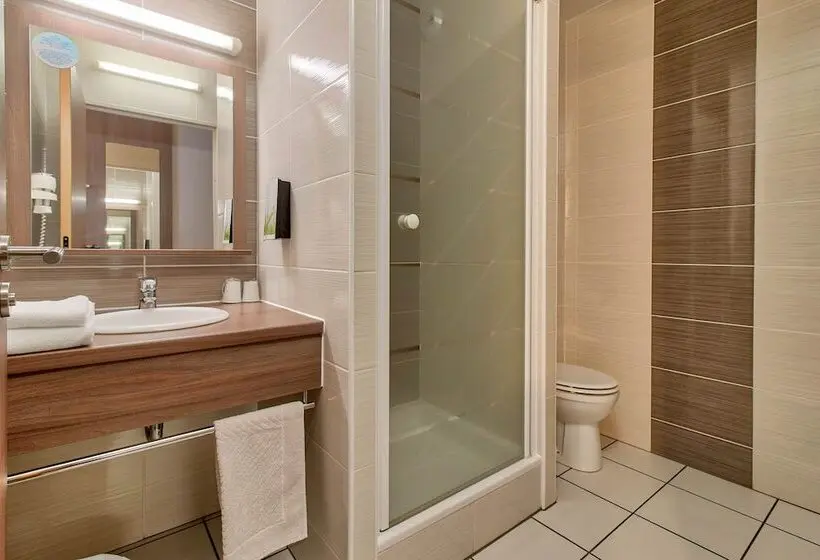 اتاق استاندارد, B&b Hotel Saint Jean De Luz