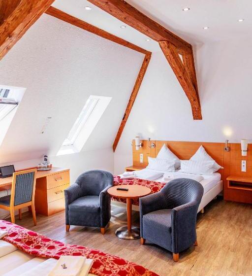 חדר סטנדרט לארבעה, Bodensee Hotel Kreuz