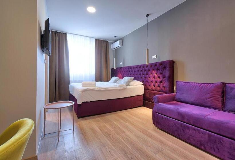 اتاق استاندارد سه نفره, Boutique Hotel St Georgije