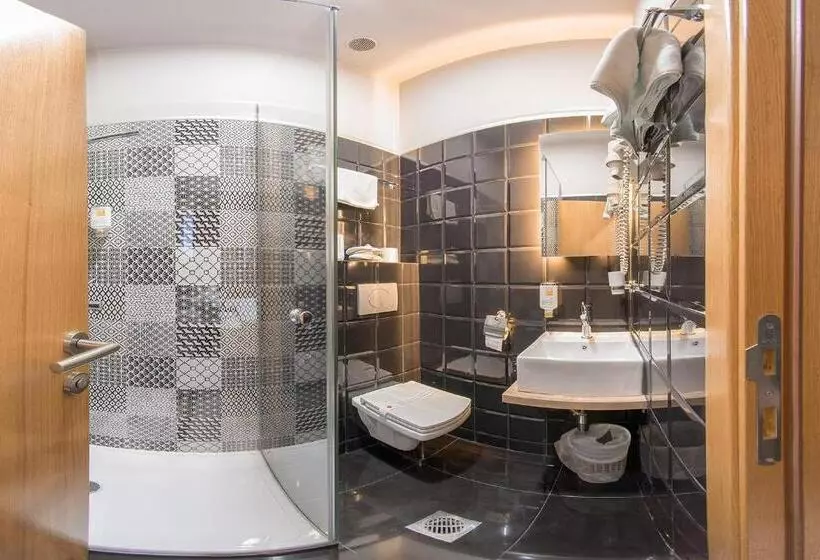 اتاق استاندارد, Boutique Hotel St Georgije