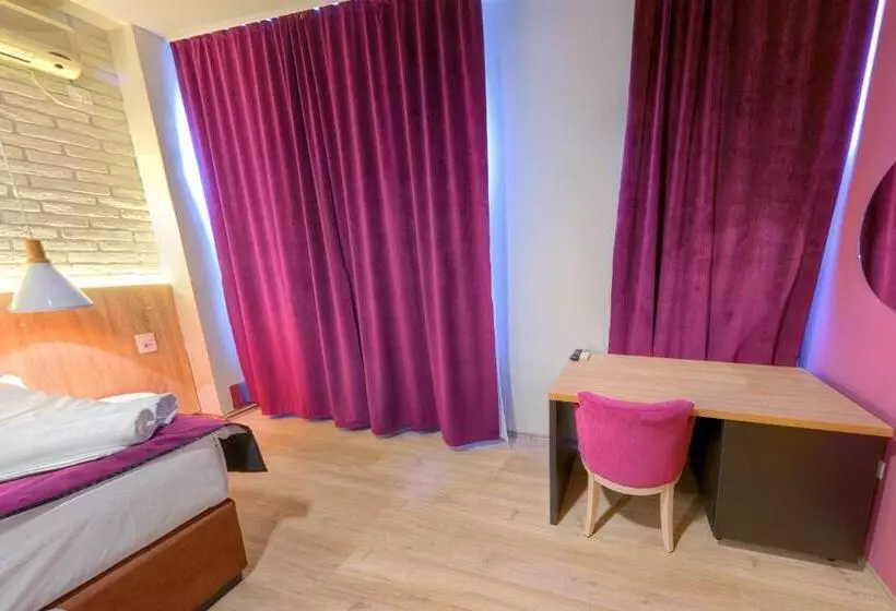 اتاق لوکس, Boutique Hotel St Georgije