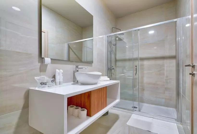 اتاق استاندارد, Boutique Hotel St Georgije