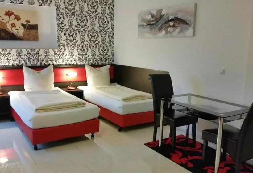 スタンダードスタジオ, Cityhotel Ahlen Garni