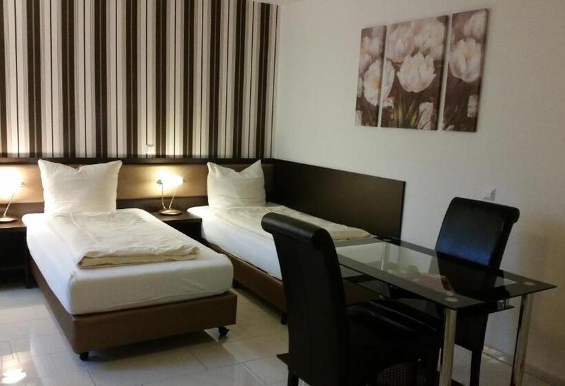 إستوديو قياسى, Cityhotel Ahlen Garni