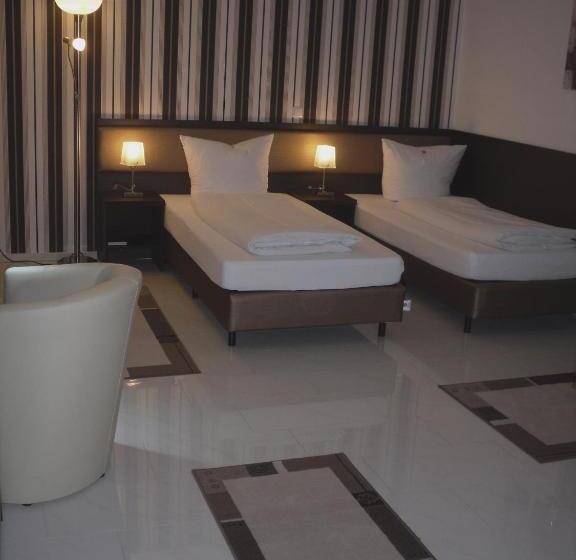 Студия Стандарт, Cityhotel Ahlen Garni