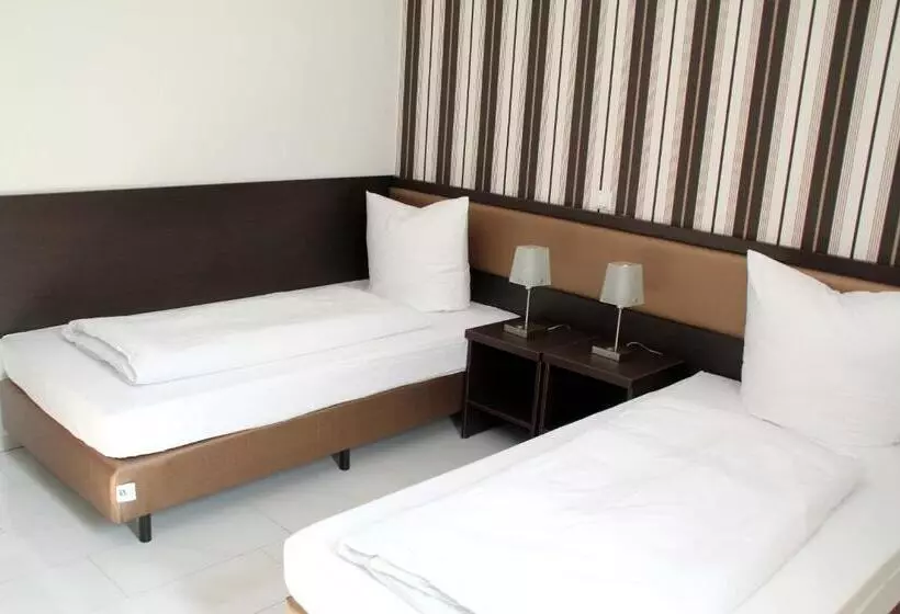 スタンダードトリプルルーム, Cityhotel Ahlen Garni