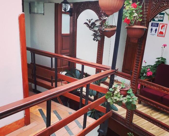 スタンダード4人部屋, Hostal Tu Hogar