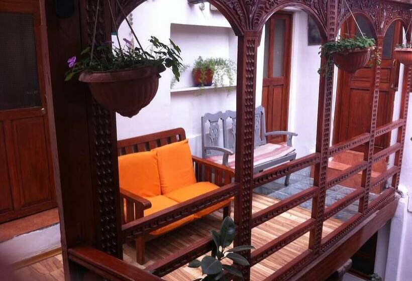 スタンダード4人部屋, Hostal Tu Hogar