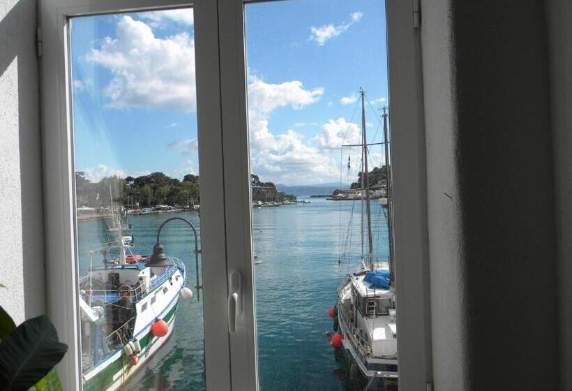 带海景标准四人间, Albergo Locanda Sul Mare