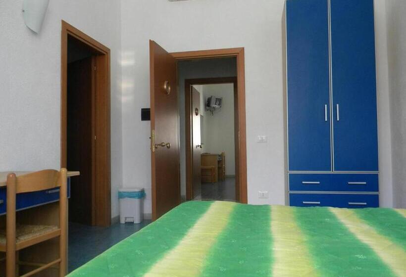 四人标准间, Albergo Locanda Sul Mare