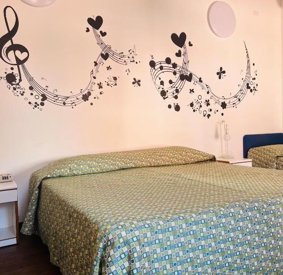 اتاق استاندارد, Albergo Visconti