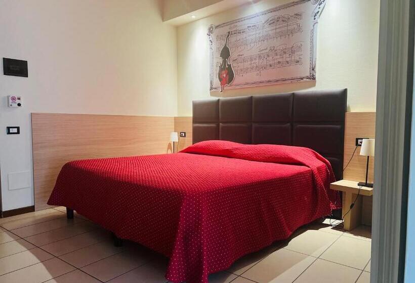 اتاق استاندارد, Albergo Visconti