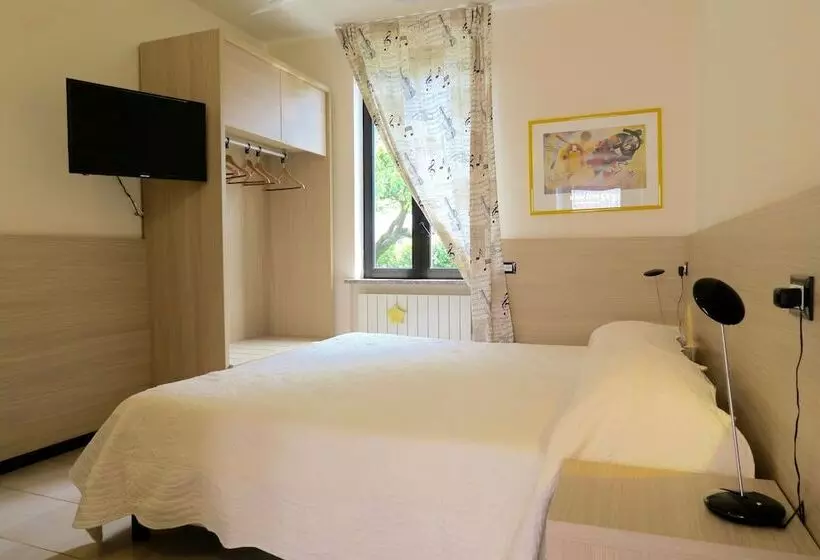 اتاق استاندارد, Albergo Visconti