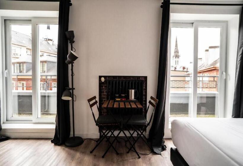 高级大房间, De Quebec