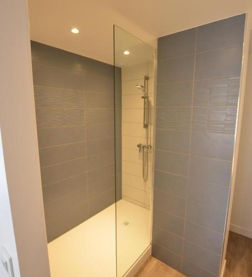 高级大房间, De Quebec