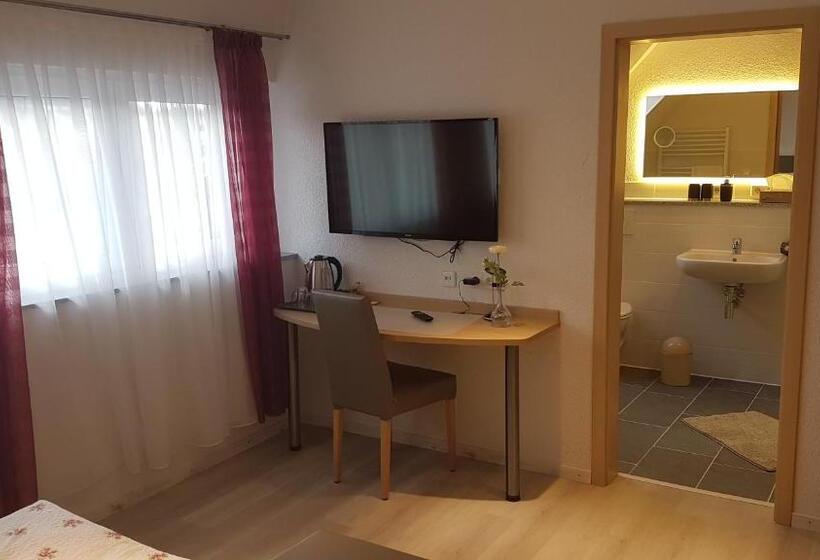 غرفة قياسية, Andi´s Steakhüsli &