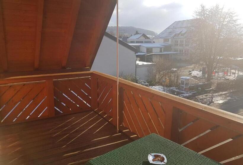 غرفة قياسية فردية, Andi´s Steakhüsli &