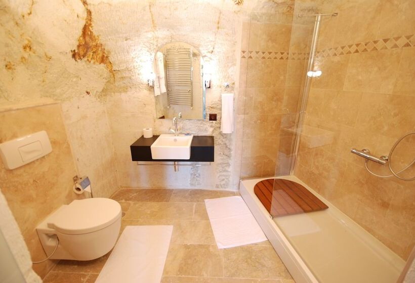 豪华房间, Asia Minor