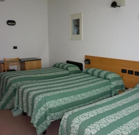 سوییت جونیور, Aurora