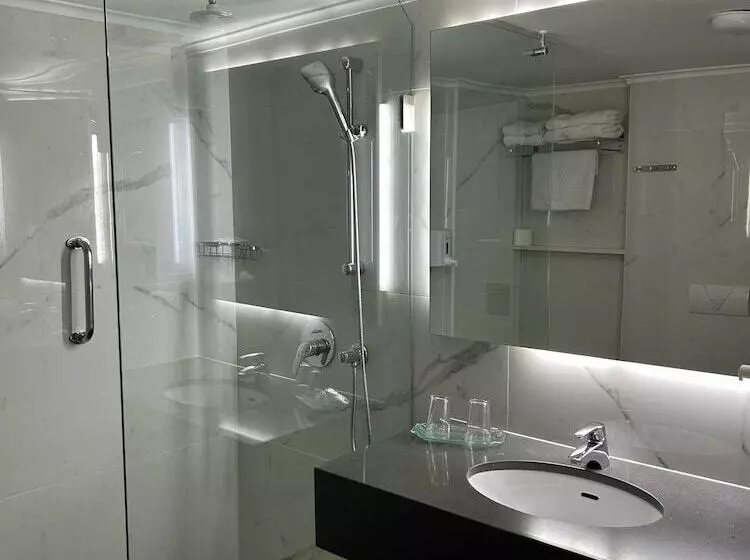 اتاق استاندارد یک تخته با چشمانداز دریا, Bel Azur Hotel Resort