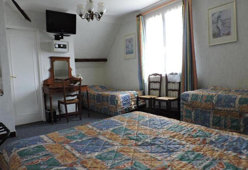 Standaard Vierpersoonskamer, Belvedere Montargis Amilly