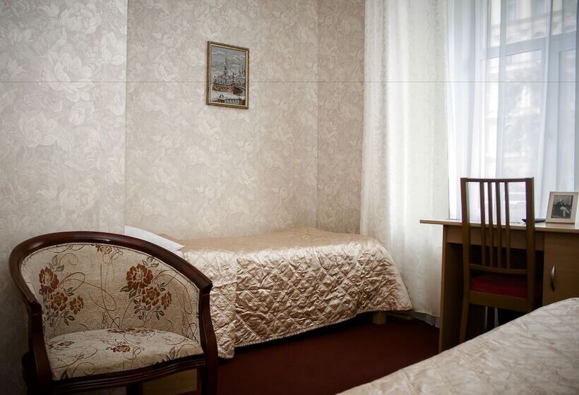 اتاق استاندارد, Dom Dostoevskogo