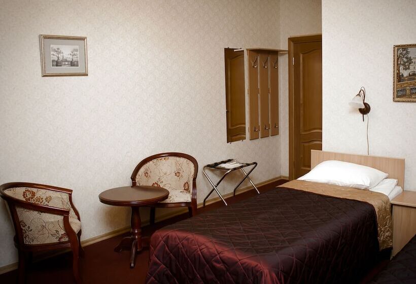 اتاق استاندارد, Dom Dostoevskogo