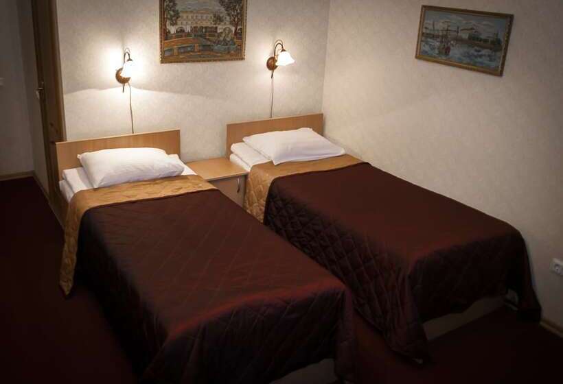 اتاق اکونومی, Dom Dostoevskogo