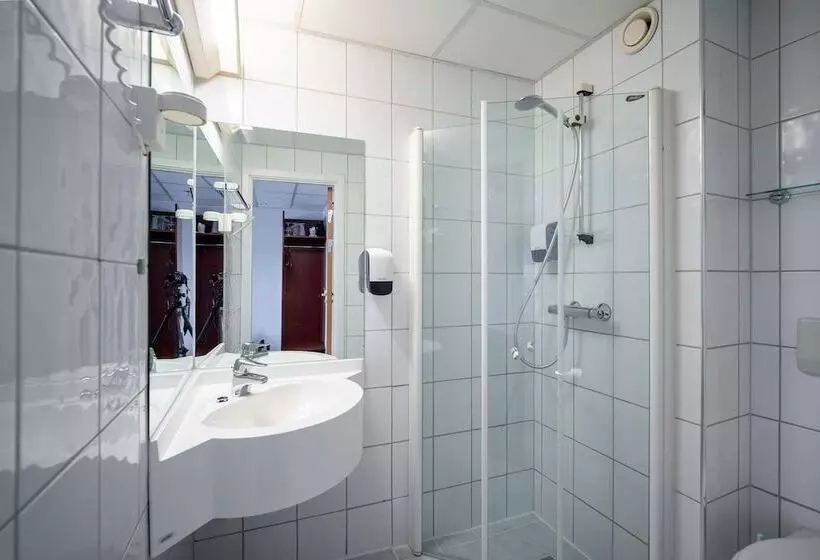 Standart Tek Kişilik Oda, Enter Amalie