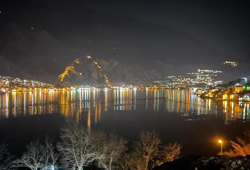 اتاق استاندارد با بالکن و چشم‌انداز دریا, Galia