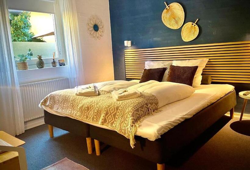 Quarto Triplo Estandar, Gammel Havn