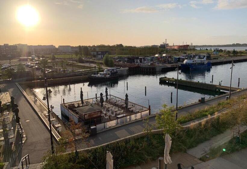 스탠다드 스튜디오 바다 전망, Gammel Havn