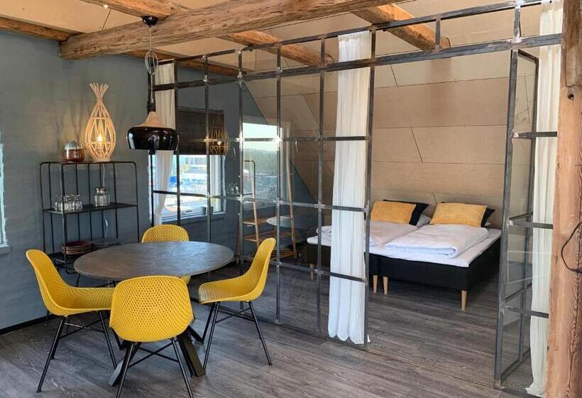 스탠다드 스튜디오 바다 전망, Gammel Havn