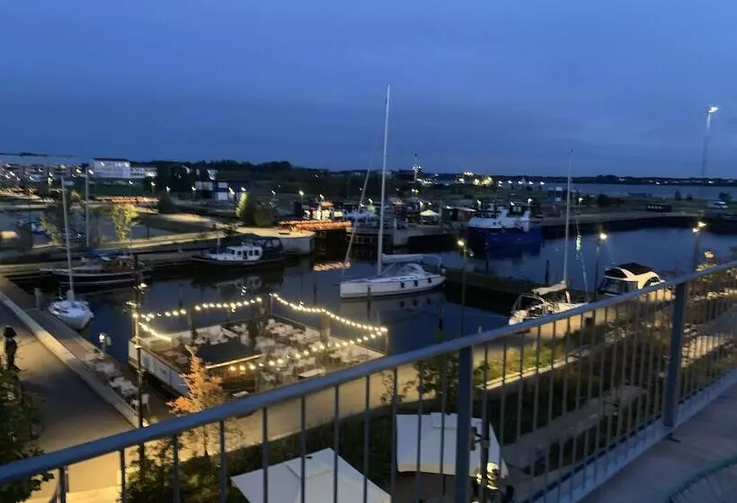 سوئیت با چشمانداز, Gammel Havn