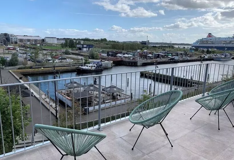 سوئیت با چشمانداز, Gammel Havn