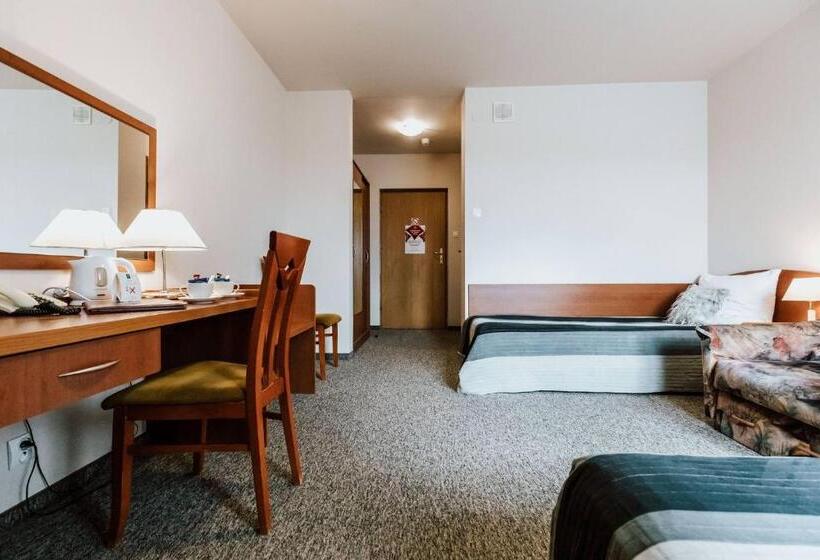 スタンダードルーム, Gromada Radom Centrum