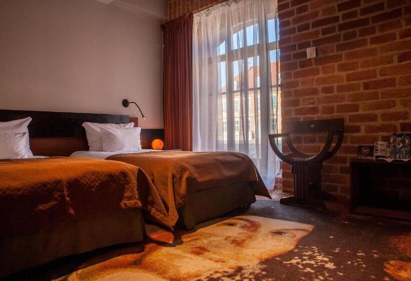 חדר סטנדרט, Krasicki