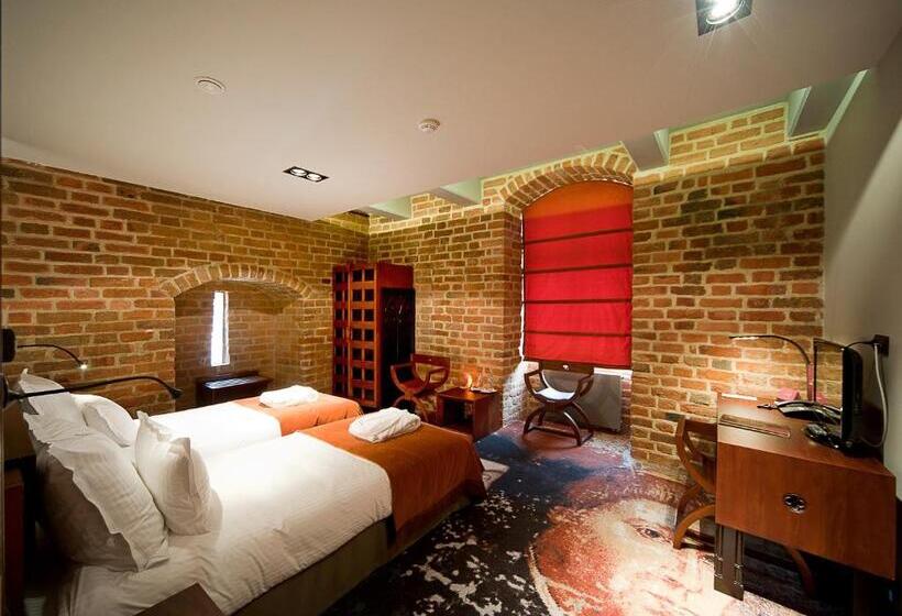 חדר סטנדרט, Krasicki