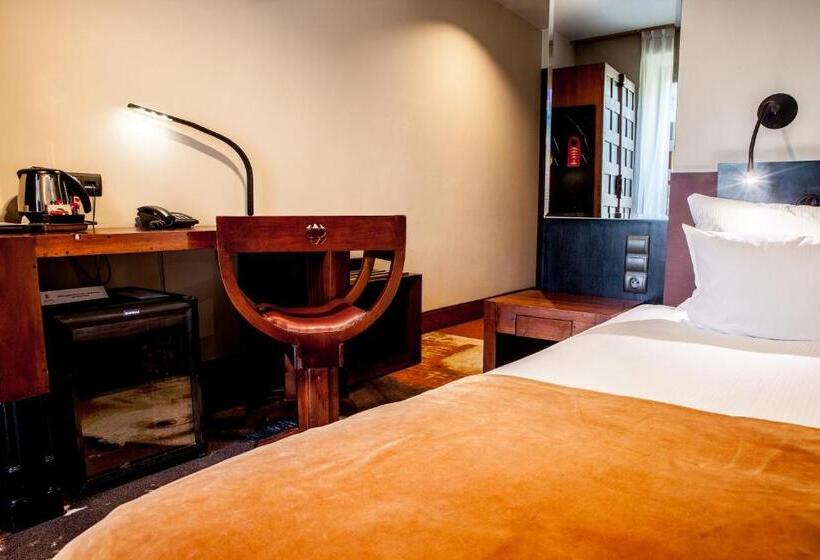 חדר סטנדרט יחיד, Krasicki