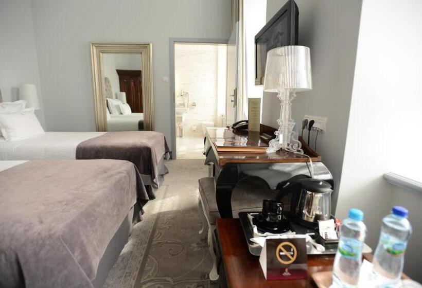 חדר דלוקס, Krasicki